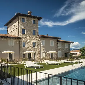  Appartamento Relais Madergnago Gardapartments Italia