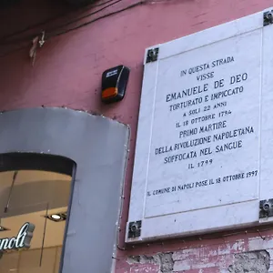 Affittacamere Pisadog, Napoli